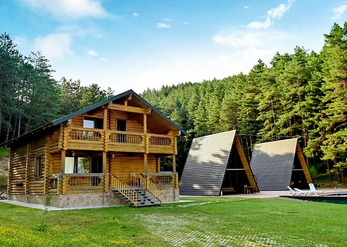 Surami Savannah Სურამი Სავანა